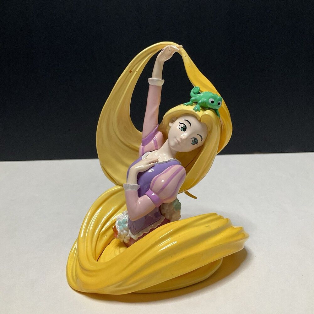 52TOYS Disney Princess Art Gallery Series Blind Box Rapunzel Tangled Movie